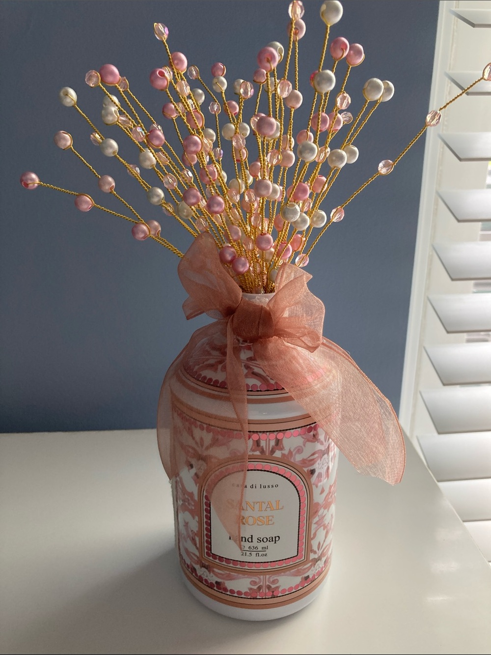 HANDMADE BEADED BOUQUET WITH VASE PINK WHITE GOLD NEW